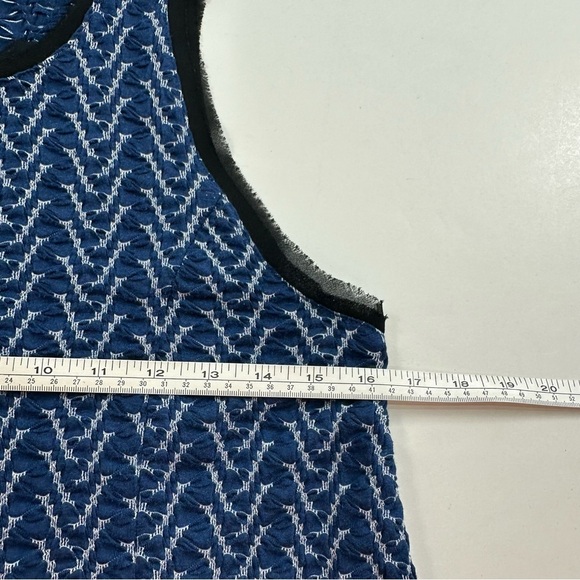 Anthropologie Postmark Sleeveless Blouse Blue Textured Dressy Quilted Size Small - Picture 6 of 8